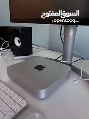  1 Mac mini m2