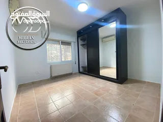  14 شقة ارضية فارغة للايجار خلدا  مساحة 230م مع ترس و حديقة 300م تشطيبات و ديكورات سوبر ديلوكس