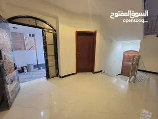  9 عماره تجاريه في شارع هايل