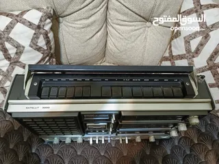  1 راديو الماني قديم