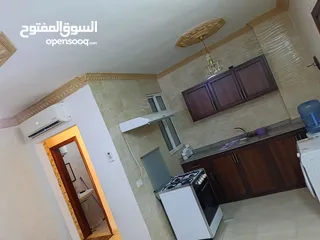  1 شقه مفروشه للايجار خلف المستشفى التخصصي اربد