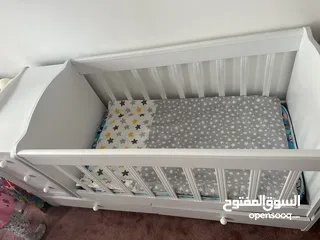  12 سرير وخزانة اطفال