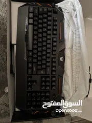  3 4x1 تجميعه اكسسوارات جديدة بالكرتونه