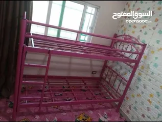  2 تخت  طابقين حديد ثقيل متوفر الوان اسود وابيض وزهري فقط