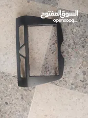  17 قطع مستعمله و اكسسوارات مختلفة للسيارات