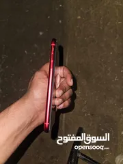  9 آيفون 11 عادي مش مفتوح ولا خدش 128 جيجا بطاريته 77 الجهاز وكاله مع كرتونته وشاحنه