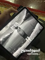  2 ايباد اير 5للبيع ذاكره 64  