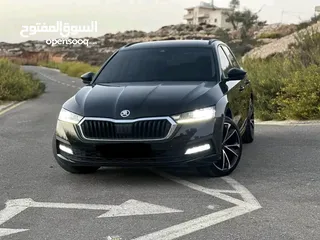  2 تي كروس 2022 وسكودا اوكتافيا 2021