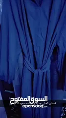  16 فستان كحلي