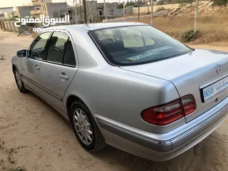  16 مرسيدس E240 جمرك نضيفة جدًا محرك سعة  6V موديل 2000 ماشيه  215 الف كيلو بالضمانه وكربون موجود بالكشف