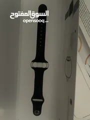  6 ساعة ابل SE 40mm بس ما معها شاحن بس وكالة من الشركة و مش مفتوحة و عليها لزقة شاشة