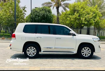  6 TOYOTA LAND CRUISER GXR V6 VERYWELL MAINTAINED SUV FOR SALE