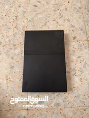  4 بلاستيشن 2 للبيع الجهاز شغال مع جميع اغراضو فيو اكثر من 30 لعبة اليداد جديدة