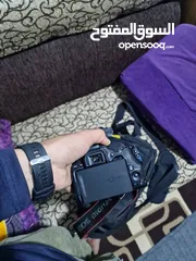  1 كانون 250D مع ثلاث عدسات وشاحن أصلي وميموري   canon 250D with 3lenses