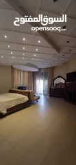 7 رفاهية بلا حدود - فيلا الأحلام بانتظارك - بمساحات رحبة - تصميم أنيق - فاخرة