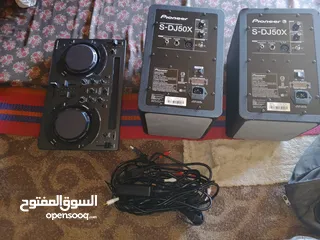  2 سماعاتتتتت