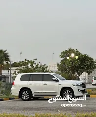  6 لاندكروزر VXS 5.7 موديل 2021