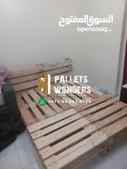  2 bed pallets wooden