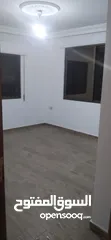  6 شقه للإيجار