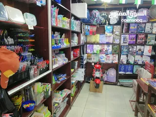  3 مكتبة للبيع قرطاسية والعاب وتوجيهي تعمل بشكل جيد شارع حيوي قائمة ولها سمعتها بالمنطقة ولها زبونها