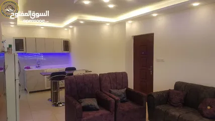  8 شقة مفروشة مميزة للبيع في السابع قرب جمعية خليل الرحمن طابق ثاني 93م تشطيب سوبر ديلوكس