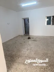  8 شقة فارغة للأيجار في جبل النظيف