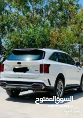  3 جيب كيا سورينتو (Kia Sorento)