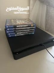  1 Ps4 للبيع جديده و ماتشكي من شي "بدون الشاشة"