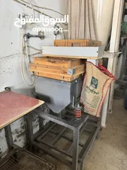 6 غرابيل ومعدات طحن حديثه بنظام دينامركي للبيع