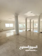  19 Madint sultan Qaboos luxury stand alone villa for rent بمدينة السلطان قابوس فيلا مستقله 5غرف للايجار