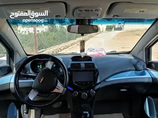  23 شفروليه سبارك كهرباء كامل2015 كرت ابيض فحص كامل تمشي بشحنه 140كيلو  قابل للتفاوض