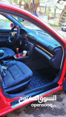  1 اودي A4 لون احمر