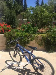  2 بسكليت جبلي امريكي نخب اول بحاله جيده للبيع
