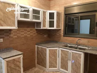  3 شقة سوبر ديلوكس فارغة للايجار العاشرة الشرقي دور ثالث