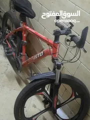  1 دراجة BMX حالة ممتازة