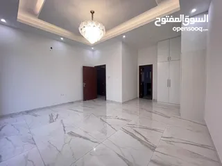  7 فيلا للبيع ف الزاهية ////. Villa for sale in Al Zahia