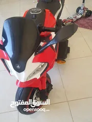  3 دراجه اطفال استعمال خفيف دراجه للبيع