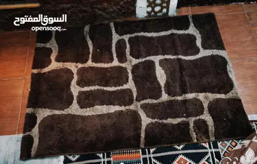  4 سجاد للبيع الموقع الأشرفية