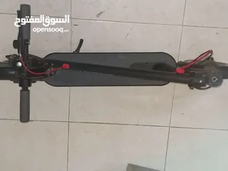  3 Electric scooter (with solid wheels)