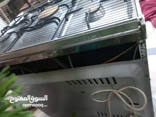  1 فرن للبيع بحاله جيده