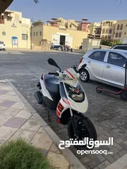  7 سكوتر ابريليا 150 cc