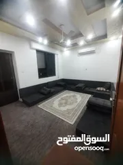  4 شقة للبيع عاشرة شرقي  طابق ارضي شارع الكويت 80متر