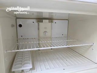  7 للبيع ثلاجه نضيفة صناعه أمريكية