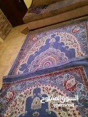  4 سجاد ازرق اللون مبطن ليكون ضد الانزلاق