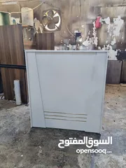  11 طاولة كاش للمطاعم والمحلات بعدة موديلات وألوان حسب الطلب توصيل مجاني لعمان والزرقاء خلال يومين
