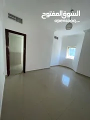  5 شقة للايجار  في  عجمان      في النعيمية   3    بسعر   ممتاز    جدا   جدا