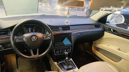  8 سكودا سوبيرب 2014 ديزل فل اضافات مع فتحة سقف على الكاش أو بدل