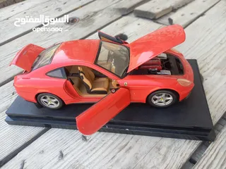  10 مجسم سيارة معدن( فورد)