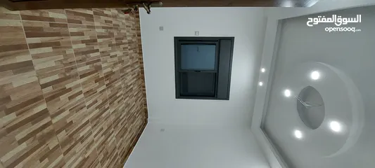  21 شقة فاخرة للبيع التاسعة كاش أو اقساط ط1هندسي 114 م اطلالة بحرية دائما