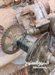 4 قطع غيار درجات وسكوترات ودبابات ويوجد درجات وسكوترات ودبابات للبيع وبحاجه بعض صيانه